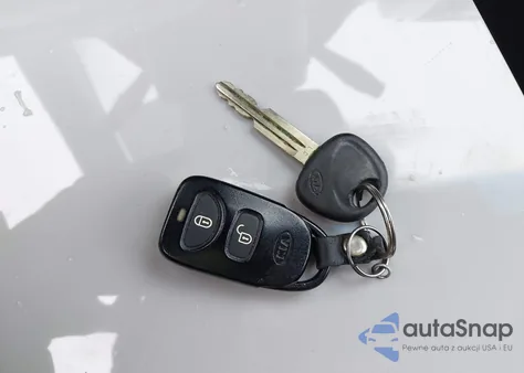 2007 Kia Spectra5 Sx from USA, damaged, VIN KNAFE161275003459